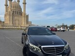Mercedes E 220-2