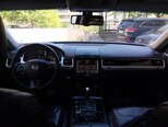 Volkswagen Touareg-5