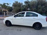 Hyundai Accent-5