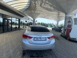 Hyundai Elantra-8