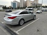 Hyundai Sonata-4