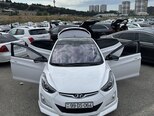 Hyundai Elantra-2