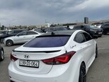 Hyundai Elantra-5