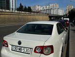 Volkswagen Jetta-4