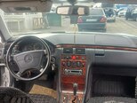 Mercedes E 240-3