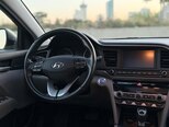Hyundai Elantra-10