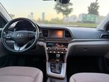 Hyundai Elantra-11