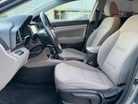 Hyundai Elantra-18