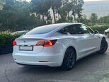Tesla Model 3-4