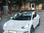 Tesla Model 3-5