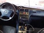 Mercedes E 200-12