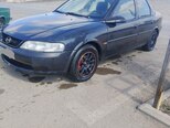 Opel Vectra-4