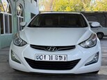 Hyundai Elantra-4