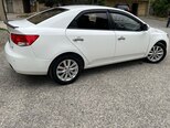 Kia Cerato-5