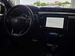 Toyota Hilux-13