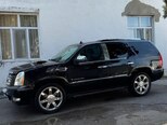 Cadillac Escalade-2