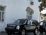 Cadillac Escalade-1