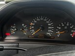 Mercedes E 240-6