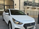 Hyundai Accent-5