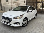 Hyundai Accent-14