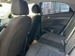 Hyundai Accent-9