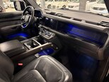 Land Rover Defender-12