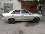Nissan Sunny-4