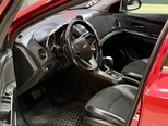 Chevrolet Cruze-12