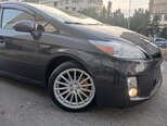 Toyota Prius-11