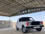 LADA (VAZ) 2107-1