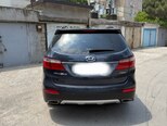 Hyundai Grand Santa Fe-2
