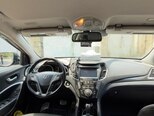 Hyundai Grand Santa Fe-5