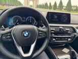 BMW 530e-11
