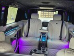 Mercedes V 300-11