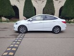 Hyundai Accent-3