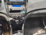 Hyundai Accent-14