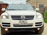 Volkswagen Touareg-1