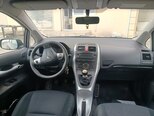 Toyota Auris-5