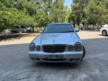 Mercedes E 220-1