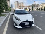 Toyota Aqua-1