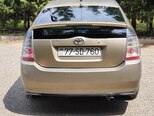 Toyota Prius-5