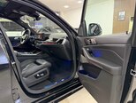 BMW X7-34