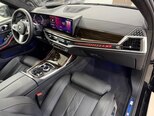 BMW X7-38