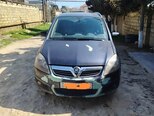 Opel Zafira-1