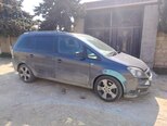 Opel Zafira-4