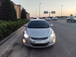 Hyundai Elantra-1