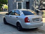 Hyundai Accent-8