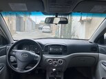 Hyundai Accent-10