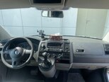 Volkswagen Transporter-13