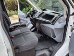 Ford Transit-9